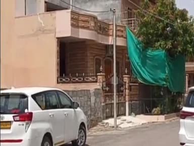 बाड़मेर: शहर में ईडी ने मारा छापा, पेपरलीक मामले में ठेकेदार भजनलाल विश्नोई के आवास पर कार्यवाही जारी