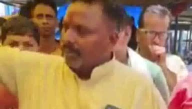 करनाल: नई सब्जी मंडी में रेहड़ी लगाने वालों ने किराया बढ़ाए जाने के विरोध में प्रदर्शन कर की नारेबाज़ी