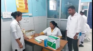 लखीसराय: लखीसराय जिले के विभिन्न स्थानों पर आवारा कुत्ते के काटने से 5 लोग हुए जख्मी, सदर अस्पताल में किया गया इलाज