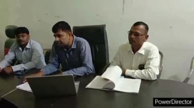 कलुआही: प्रखंड टीपीसी भवन में प्रखंड कल्याण पदाधिकारी की अध्यक्षता में सभी विकास मित्रों को मिला प्रशिक्षण