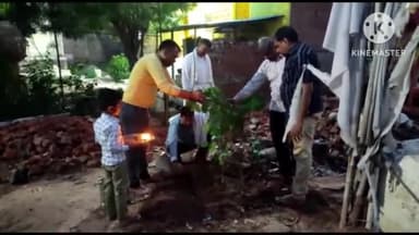 पवई: विश्व पर्यावरण दिवस पर गायत्री मंदिर पवई में मंत्रोच्चारण के साथ पर्यावरण प्रेमियों ने किया वृक्षारोपण