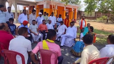 चलकुशा: बरकट्ठा के डाकडीह और कोनहारा कला हर घर नल जल योजना का विधायक अमित यादव ने किया शिलान्यास