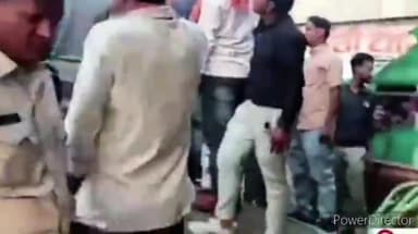 हुज़ूर: भोपाल से महाराष्ट्र की ओर जा रहा गोवंश से भरा ट्रक आष्टा में हिंदू संगठन के लोगों ने पकड़ा