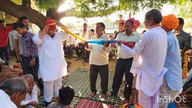 जहाज़पुर: मनोहरगढ़ ग्राम में देवनारायण मंदिर पहुंचे राज्यमंत्री गुर्जर, हाई मास्क लाइट लगाने की घोषणा की