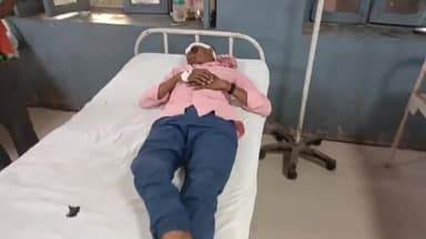 मथुरा: चंद्रावली के समीप सामने से आ रहे वाहन को बचाने के चक्कर में बाइक से गिरकर 2 लोग हुए घायल, अस्पताल में भर्ती