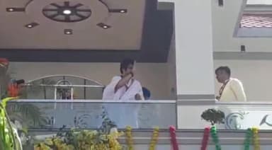 मंदसौर: ग्राम खेजडिया में बागेश्वर धाम की हनुमंत कथा के पहले दिन पहुंचे लाखों लोग