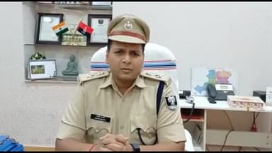 गया टाउन सीडी ब्लॉक: गया के आमस थाना क्षेत्र के लंबुआ मोड़ पर अज्ञात व्यक्ति का मिले शव मामले पर SSP आशीष भारती ने एसआईटी का किया गठन।