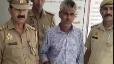 अमरोहा: गांव चकमजदीपुर में हत्या के आरोपी के खिलाफ गवाही देने पर घर में घुसकर गोली मारने के 1 आरोपी को पुलिस ने किया गिरफ्तार