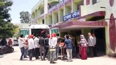 मोहनिया: दसौती के समीप अनियंत्रित बाइक से गिरकर महिला गंभीर रूप से घायल अनुमंडल अस्पताल में इलाज के बाद हायर सेंटर रेफर।