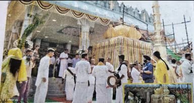 जम्मू में बन रहा तिरुमाला के भगवान वेंकटेश मंदिर को श्रद्धालुओं के लिए गुरुवार को खोल दिया गया इससे पहले मंदिर का पारंपरिक पूजा के साथ उद्घाटन टीटीडी के अध्यक्ष वाईवी सुब्बा रेड्डी और उपराज्यपाल मनोज सिन्हा की मौजूदगी में किया गया