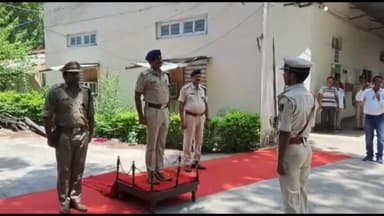 सासाराम: शाहाबाद प्रक्षेत्र के DIG नवीन चंद्र झा ने डेहरी में साइबर थाने का किया उद्घाटन