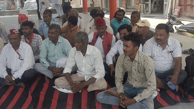 सहारनपुर न्यूज: निषाद पार्टी के तत्वधान में कश्यप निषाद मछुआ समुदाय के आरक्षण को लेकर धरना।
#nishadparty #mahamana4u