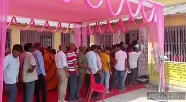 कहरा: नगर निगम चुनाव के लिए जिला परिषद में बनाया गया पिंक बूथ, महिला मतदान पदाधिकारी, कर्मी व महिला सुरक्षाकर्मी तैनात