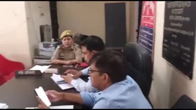 शाहगंज: कोतवाली परिसर में उपजिलाधिकारी की अध्य्क्षता में थाना समाधान दिवस का हुआ आयोजन