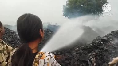 पतरातू: पब्लिक एप का खबर का असर फिर से रंग लाया विधायक अंबा प्रसाद पहुंची साइडिंग दमकल गाड़ी लेकर आग बुझाने के लिए