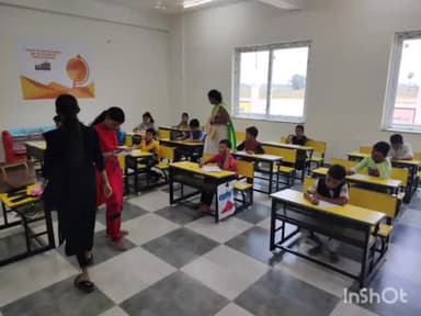 लखीसराय: माउंट लिटरा जी स्कूल लखीसराय में मेधावी छात्रों के लिए स्कॉलरशिप टेस्ट का किया गया आयोजन