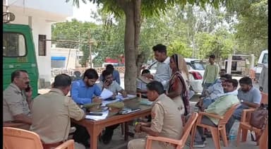 सवायजपुर: नायब तहसीलदार की अध्यक्षता में पाली थाने में आयोजित समाधान दिवस में आईं 4 शिकायतें, एक का मौके पर हुआ निस्तारण