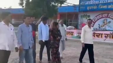 पीपलदा: इटावा नगरपालिका अध्यक्ष रजनी सोनी से स्टेडियम प्रांगण का लिया जायजा कल लोकसभा स्पीकर ओम बिरला करेंगे खेल महोत्सव का आगाज