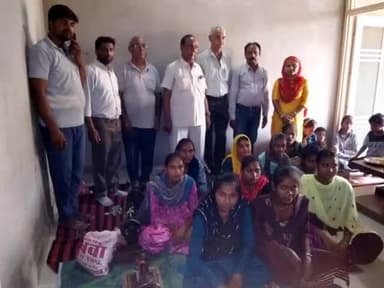 रतिया: सेवा भारती ने गांव नागपुर में खोला सिलाई व बाल संस्कार केंद्र