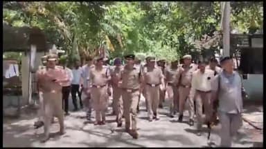 अमरोहा: SP आदित्य लांग्हे के निर्देश पर जिले भर के अलग-अलग स्थानों से 16 आरोपियों का शांति भंग में किया चालान