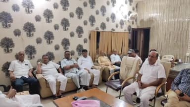 रतिया: सतपाल बने मॉडल टाउन एसोसिएशन के प्रधान,अनाज मंडी रतिया,समस्याओं को लेकर अधिकारियों विधायक से मिलने का लिया फैसला