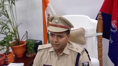 गया टाउन सीडी ब्लॉक: अलीपुर थाना की पुलिस ने हत्या के प्रयास के मामले में फरार 2 अभियुक्त को किया गिरफ्तार, SSP ने दी जानकारी