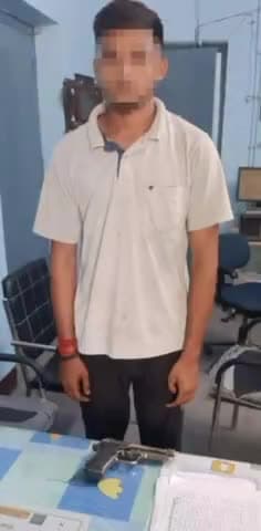 बरौली: हरिहरपुर गांव के युवक को पिस्टल के साथ सोशल मीडिया पर रील बनाने के मामले में पुलिस ने किया गिरफ्तार