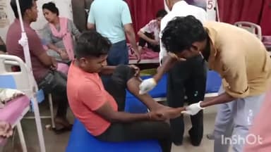 हाथरस: नगला चौबे के पास बाइक अनियंत्रित होकर सड़क पर गिरी, बाइक सवार दो लोग हुए घायल व जिला अस्पताल में कराया गया भर्ती