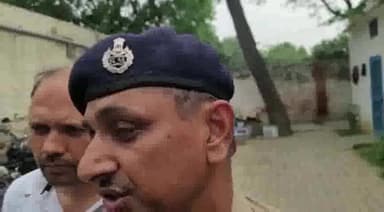 इंद्री: न्यू हाउसिंग बोर्ड निवासी दुकानदार की दुकान से सामान चोरी करने वाले दो स्टाफ को पुलिस ने कुंजपुरा से किया गिरफ्तार