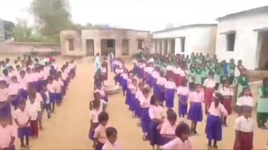 हज़ारीबाग: हजारीबाग के सरकारी स्कूलों में ढाई करोड़ की राशि से खरीदे जाएंगे बेंच- डेस्क, लापरवाही बरतने वालों पर गिरेगी गाज