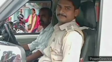 कलुआही: हरिपुर डीहटोल निवासी एक व्यक्ति ने मारपीट करने और मोबाइल छिनने के मामले में कलुआही थाने में प्राथमिकी कराई दर्ज