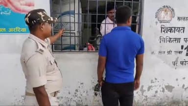 अररिया: पुलिस ने जटवारा से 145.5 लीटर नेपाली शराब के साथ एक अभियुक्त को किया गिरफ्तार, बाइक जब्त