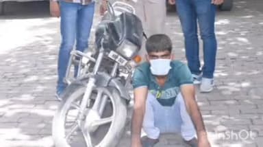 पानीपत: सेक्टर-25 में हनुमान चौक के पास से चोरी की बाइक सहित आरोपी गिरफ्तार