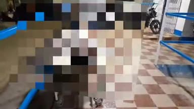 जमुई: मनकट्ठा रेलवे स्टेशन के पास ट्रेन से गिरकर एक व्यक्ति की हुई मौत पोस्टमार्टम के लिए लाया अस्पताल