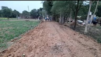 नांगल राजावतान: नांगल राजावतान क्षेत्र के ग्राम रामसिंहपुरा में रास्ते में कई वर्षों से हो रहे अतिक्रमण को प्रशासन ने करवाया मुक्त