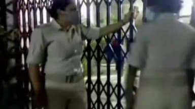 पालीगंज: थाना क्षेत्र में फरार चल रहे 2007 के मुकदमा में वारंटी को पुलिस ने रामपुर नगमा गांव के पास से गिरफ्तार किया है