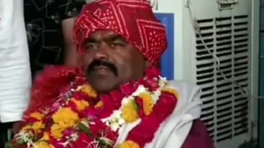 रतलाम नगर: कांग्रेसप्रदेश संगठनने अल्पसंख्यकनेता फैयाज मंसूरीको जिलाकार्यकारी अध्यक्ष बनाया संगठन द्वारा कबाड़ाबाजारमें किया स्वागत