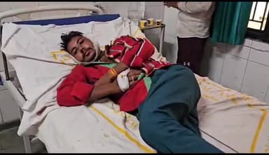 अमरोहा: गांव बिजरा में दबंगों ने परिवार पर किया जानलेवा हमला 8 लोग गंभीर रूप से हुए घायल उपचार के लिए जिला अस्पताल में भर्ती