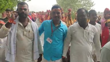 इंद्र पश्चिमी में एक कार्यक्रम रामधनी का क्या किया जिसमें सभी प्रतिनिधि गान सभी उपस्थित थे विभाश यादव सरपंच कपिल देव कुमार मंडल upसरपंच रुपेश दास पैक्स अध्यक्ष संजय कुमार मुकेश कुमार उप मुखिया नीरज मंडलसभी बुद्धिजीवी  सम्मानित गण उपस्थित थे