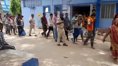 बेगूसराय: उत्पाद विभाग द्वारा विभिन्न थाना क्षेत्रों में छापेमारी के दौरान 19 लोगों को नशा सेवन करने के आरोप में किया गिरफ्तार