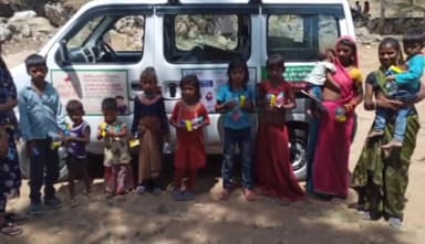 सलूम्बर: धावड़ी उप स्वास्थ्य केंद्र के अधीन आने वाले गावों में मोबाइल वैन से किया गया टीकाकरण