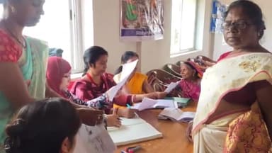 हज़ारीबाग: नगर निगम हजारीबाग द्वारा फुटपाथ विक्रेताओं का सर्वेक्षण कार्य हुआ जारी, 8 सरकारी योजनाओं से जोड़ा जाएगा