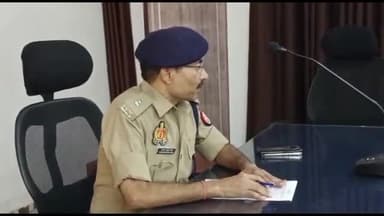 झांसी: सोशल मीडिया पर भड़काऊ पोस्ट डालकर सौहार्द बिगाड़ने का प्रयास करता था बाल अपचारी, खजुराह के पास से लिया गया संरक्षण में