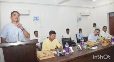 मुशहरी: बेला इंडस्ट्रियल एरिया में मुख्य सचिव आमिर सुबहानी की अध्यक्षता में बैठक हुई आयोजित, कई अधिकारी रहे मौजूद