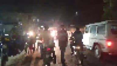 सिंगरौली: गनियारी में दो बाइक सवार आपस में भिड़े दोनों हुए घायल इलाज जारी मौके पर लगा जाम