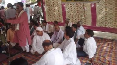 जोगापट्टी: बेतिया के चनपटिया प्रखंड मुख्यालय पर महागठबंधन के आवाह्न पर एक दिवसीय धारना प्रदर्शन का हुआ आयोजन