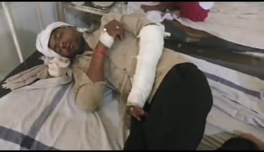 टीकमगढ़: घुवारा नदी के पास सड़क हादसे में एक व्यक्ति गंभीर रूप से हुआ घायल, जिला अस्पताल में इलाज जारी