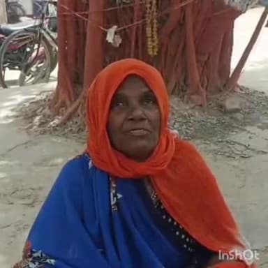 मड़ियाहू: मड़ियाहूं कस्बा की  प्रभावती देवी रजिस्ट्री की जमीन के प्रकरण को लेकर प्रार्थना पत्र देने पहुंची मड़ियाहूं कोतवाली