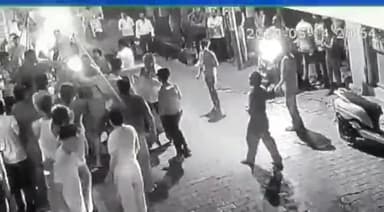 झांसी: पुलिया न.-9 के कछियाना मोहल्ले में ट्रैफिक के कारण हुए विवाद में की गई मारपीट, एक घायल