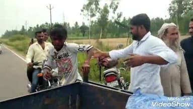 बेहट: खुशहालपुर हाइवे पर दो बाइकों की हुई टक्कर, हादसे में तीन लोग हुए घायल